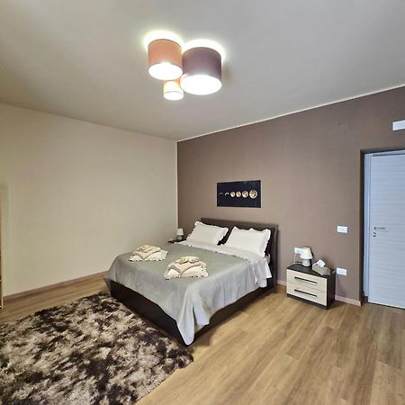 Casa Vacanze Oikia - Room Girasole ナポリ エクステリア 写真