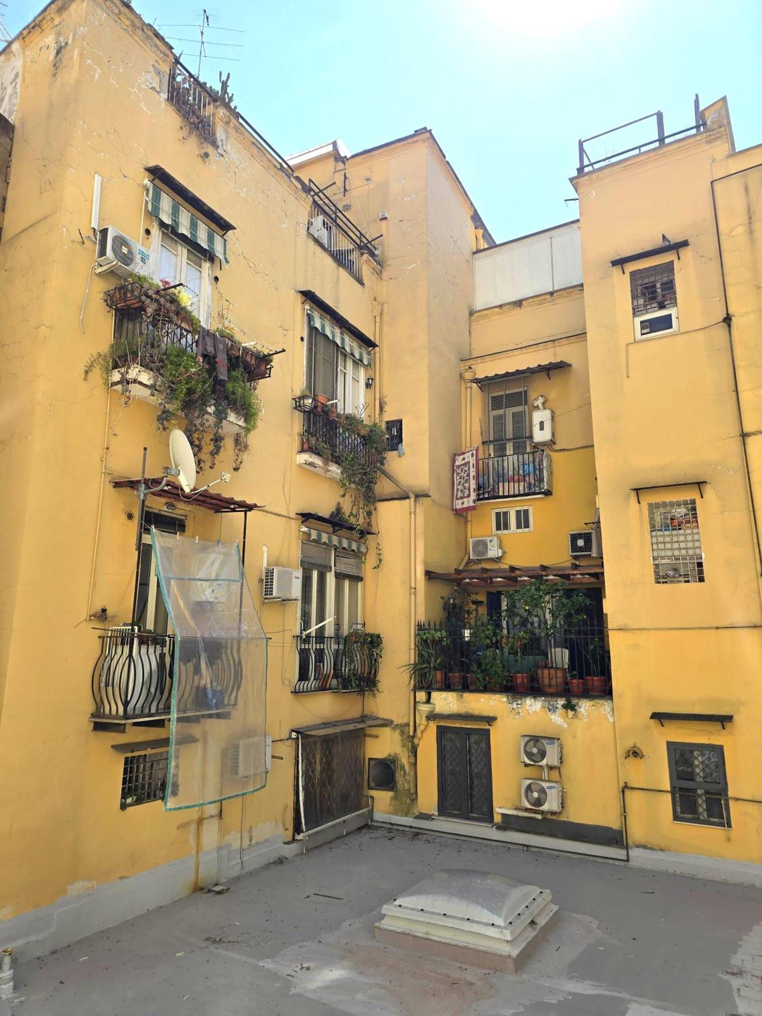 Casa Vacanze Oikia - Room Girasole ナポリ エクステリア 写真